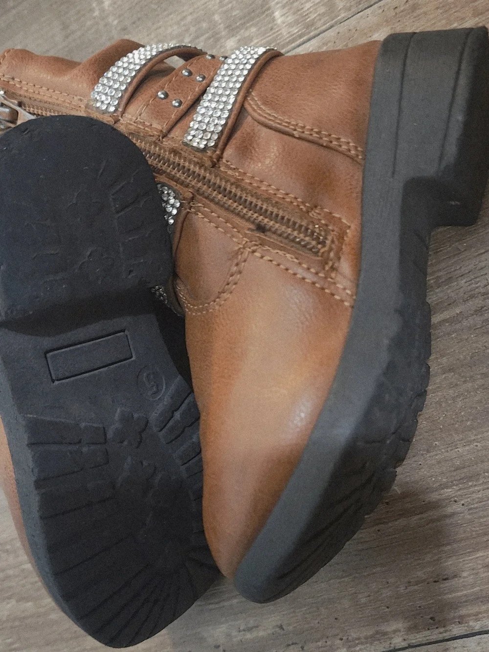 Mudd gently used
